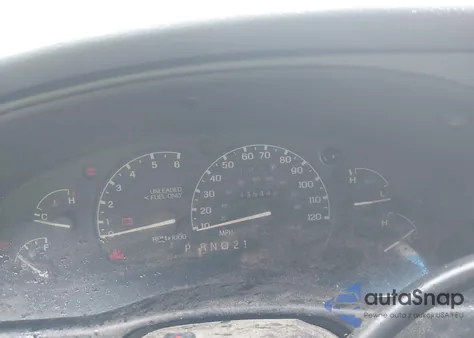 1996 Ford Explorer z USA, uszkodzony, nr VIN 1FMDU32X2TZA27424